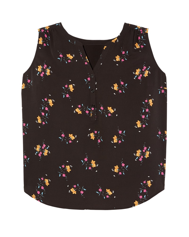 Front of plus size  by Ryan Wythe | Dia&Co | dia_product_style_image_id:133262